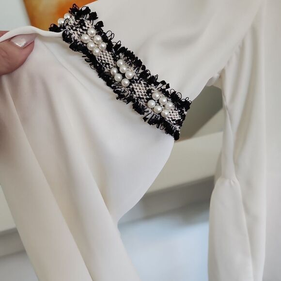 Zara cream top with black lace and pearl accents Size S - Picture 6 of 8